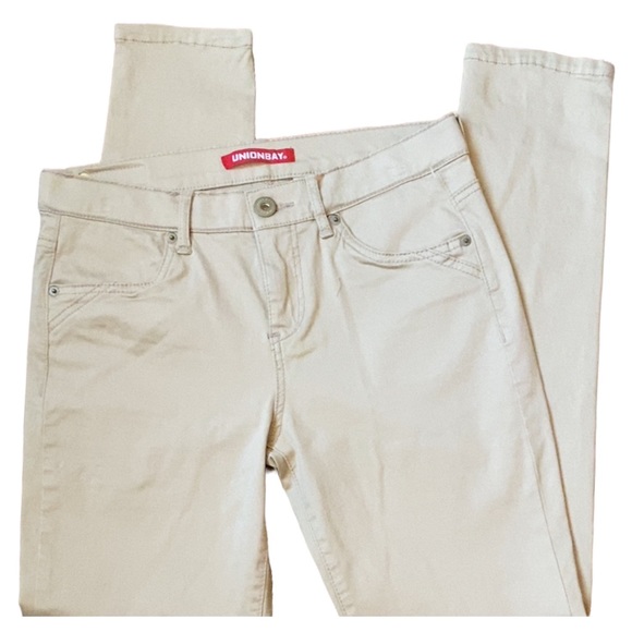 Union Bay Classic Light Khaki Skinny Fit Jeans, Women Khaki Pants, Khaki Jeans - Picture 11 of 12